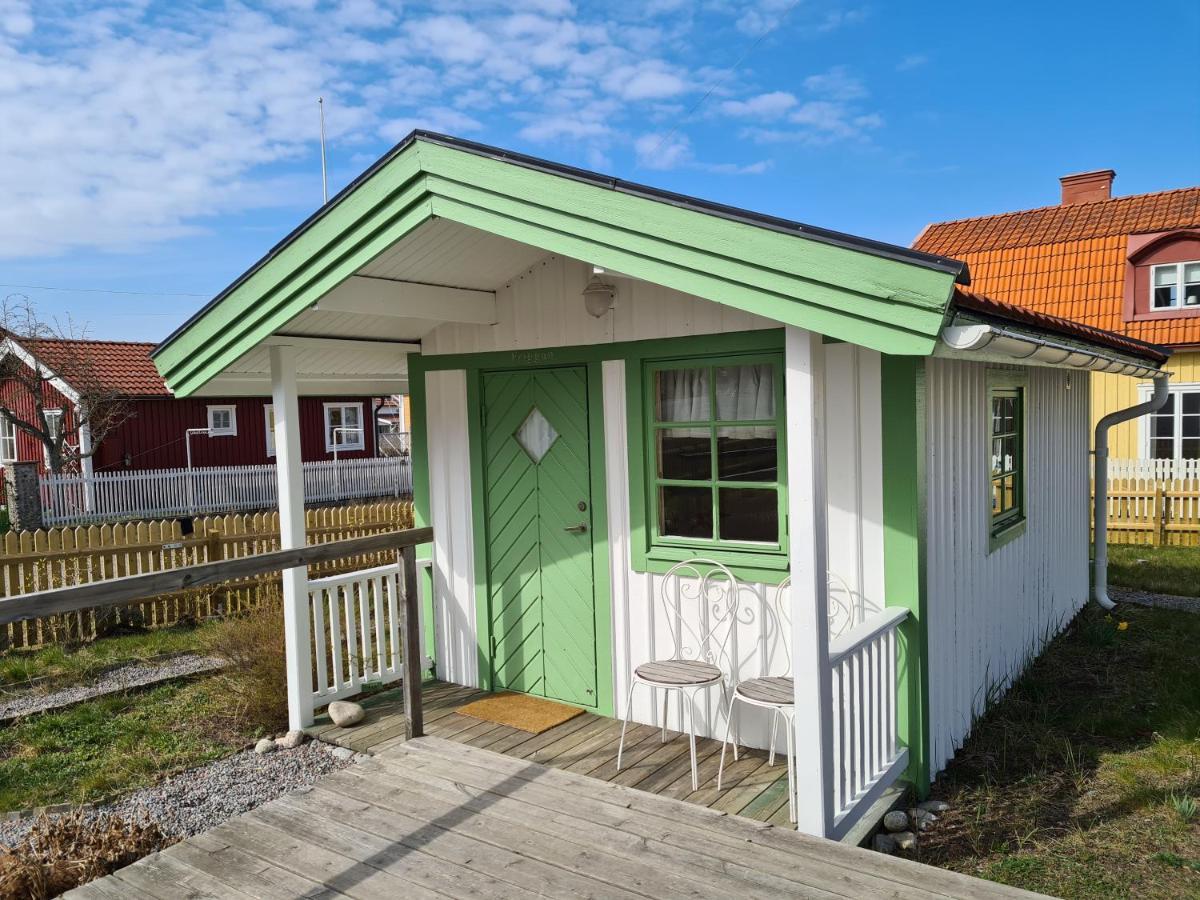 Missionshuset Bed & Breakfast Sandhamn Zewnętrze zdjęcie