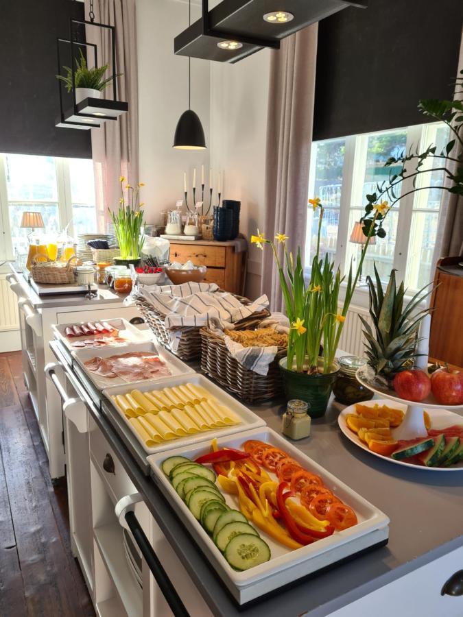 Missionshuset Bed & Breakfast Sandhamn Zewnętrze zdjęcie