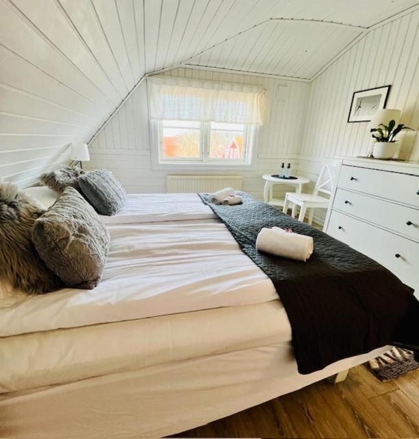 Missionshuset Bed & Breakfast Sandhamn Zewnętrze zdjęcie